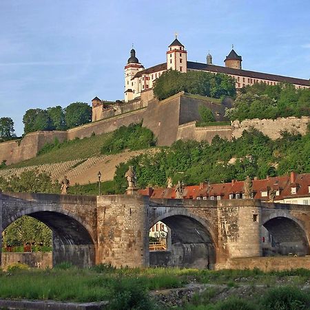 Central City Apartment - Direct View Of Main And Fortress Wurzburg Exterior photo